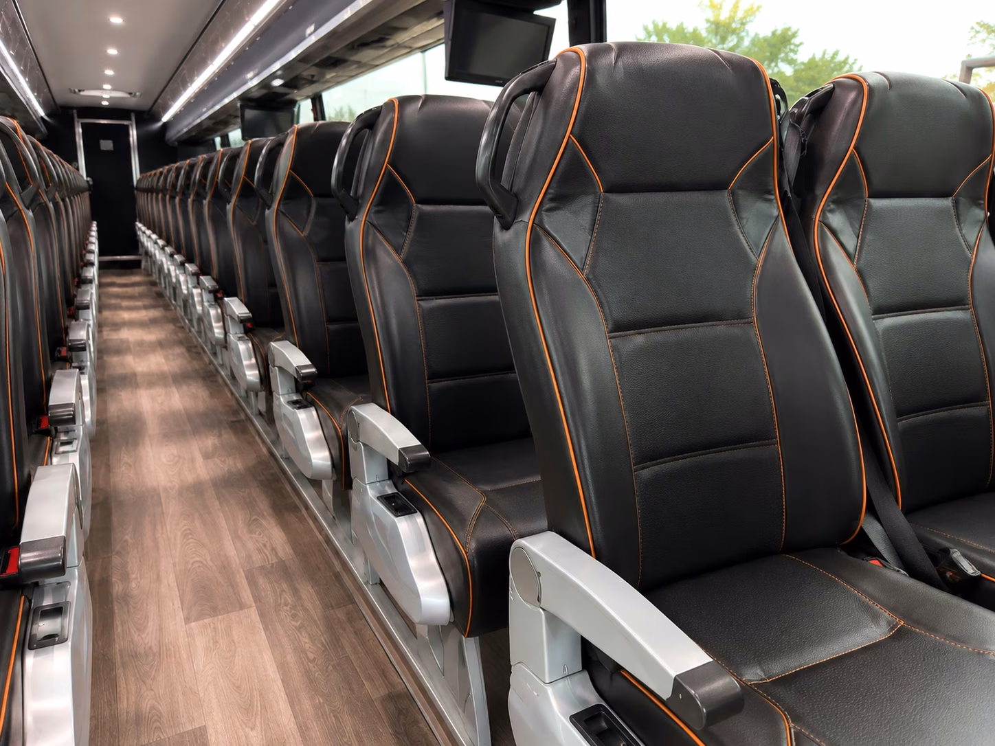 bus type affects charter bus rental costs in meridian idaho