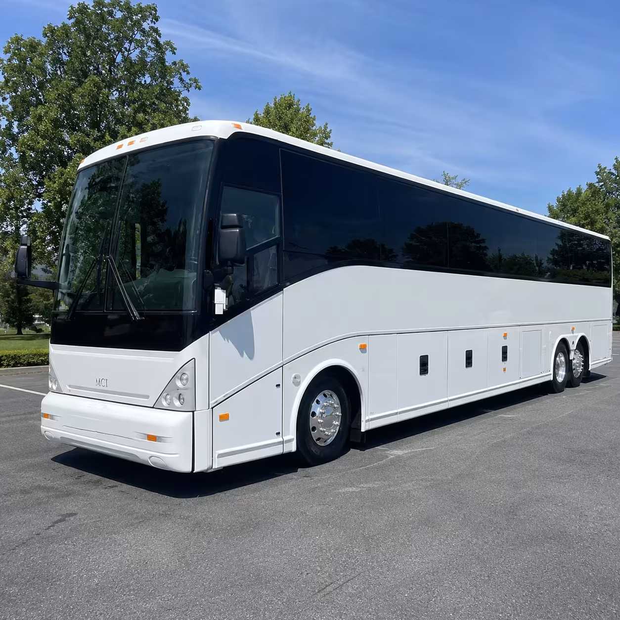 rent airport shuttle buses in meridian and compare prices