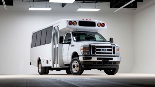 15 passenger minibus meridian